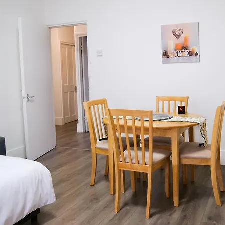 Central Ground Floor Flat Free Parking London Exterior photo